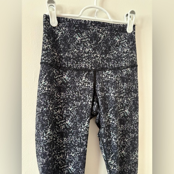 Lululemon Wunder Under Pant *Full-On Luon (Roll Down) Size 4 - Picture 4 of 8